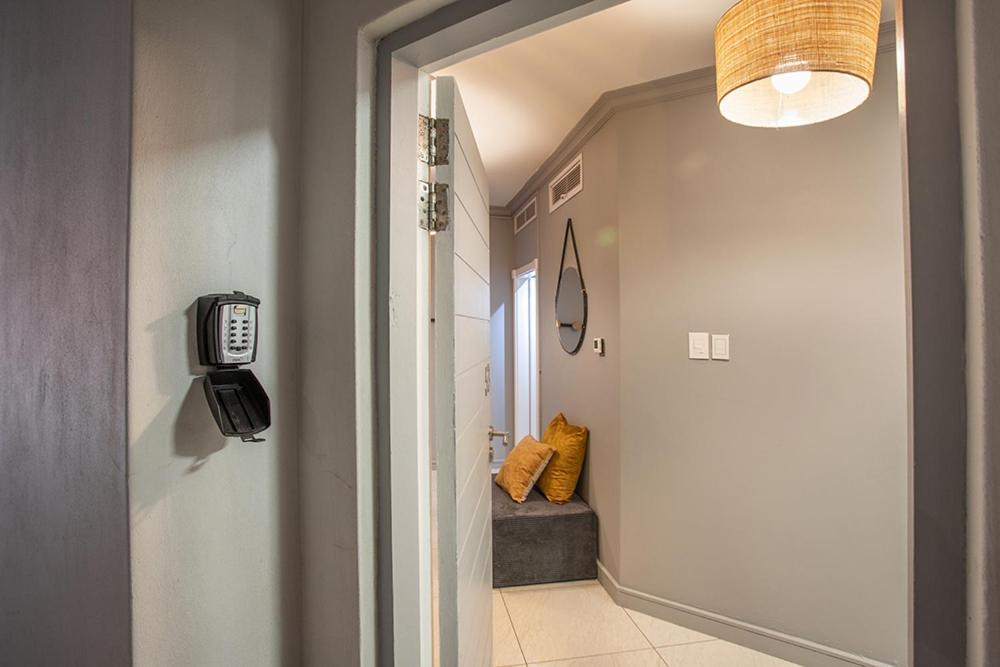 2 Sleeper Stylish Sanctuary Apartment Durban Bagian luar foto